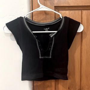 Urban outfitters xs black go for gold shirt